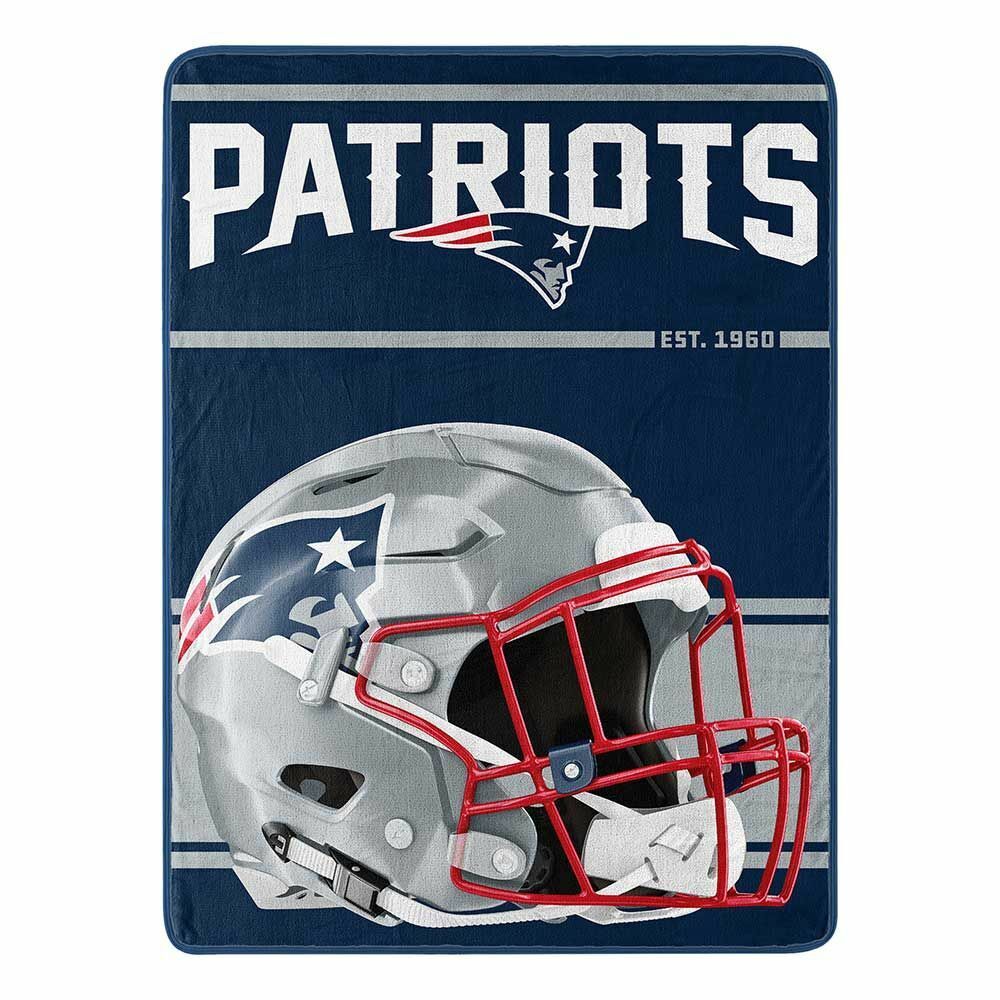 NFL Football New England Patriots 50 x 60 Micro Raschel Blanket Throw Brand New